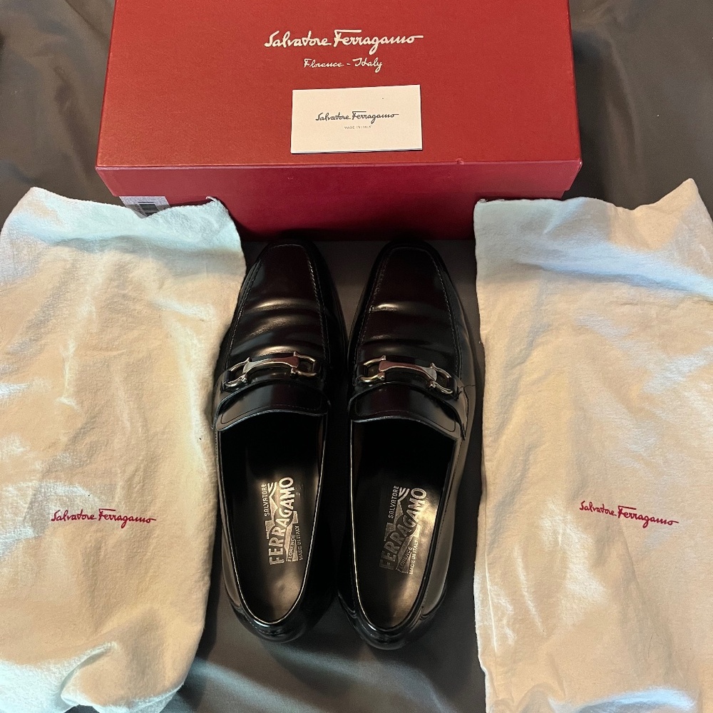 Salvatore Ferragamo dress loafer